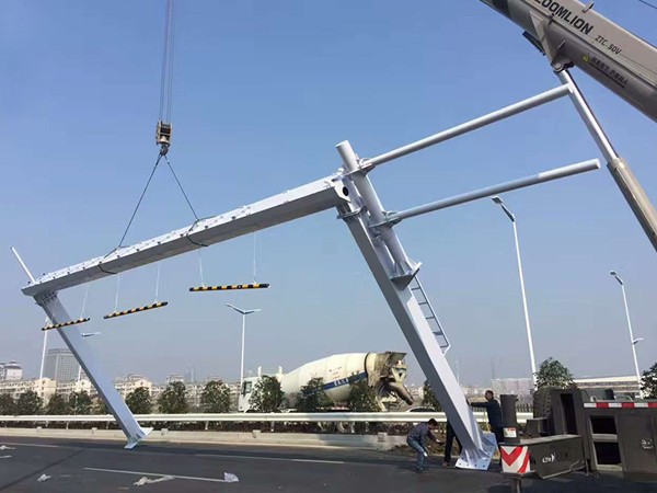 路跨龍門(mén)架工程